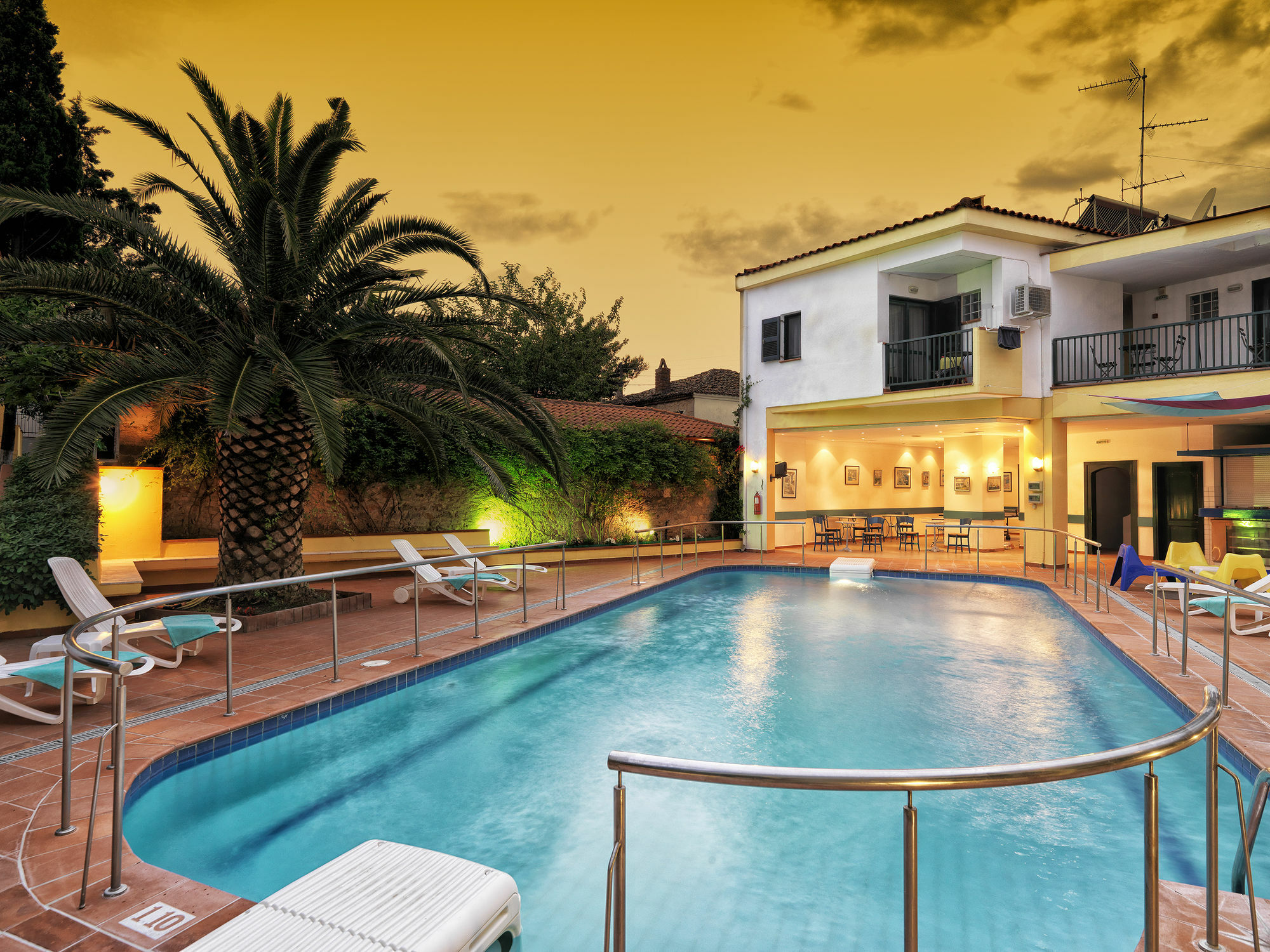 Elia Apartments Афитос Экстерьер фото